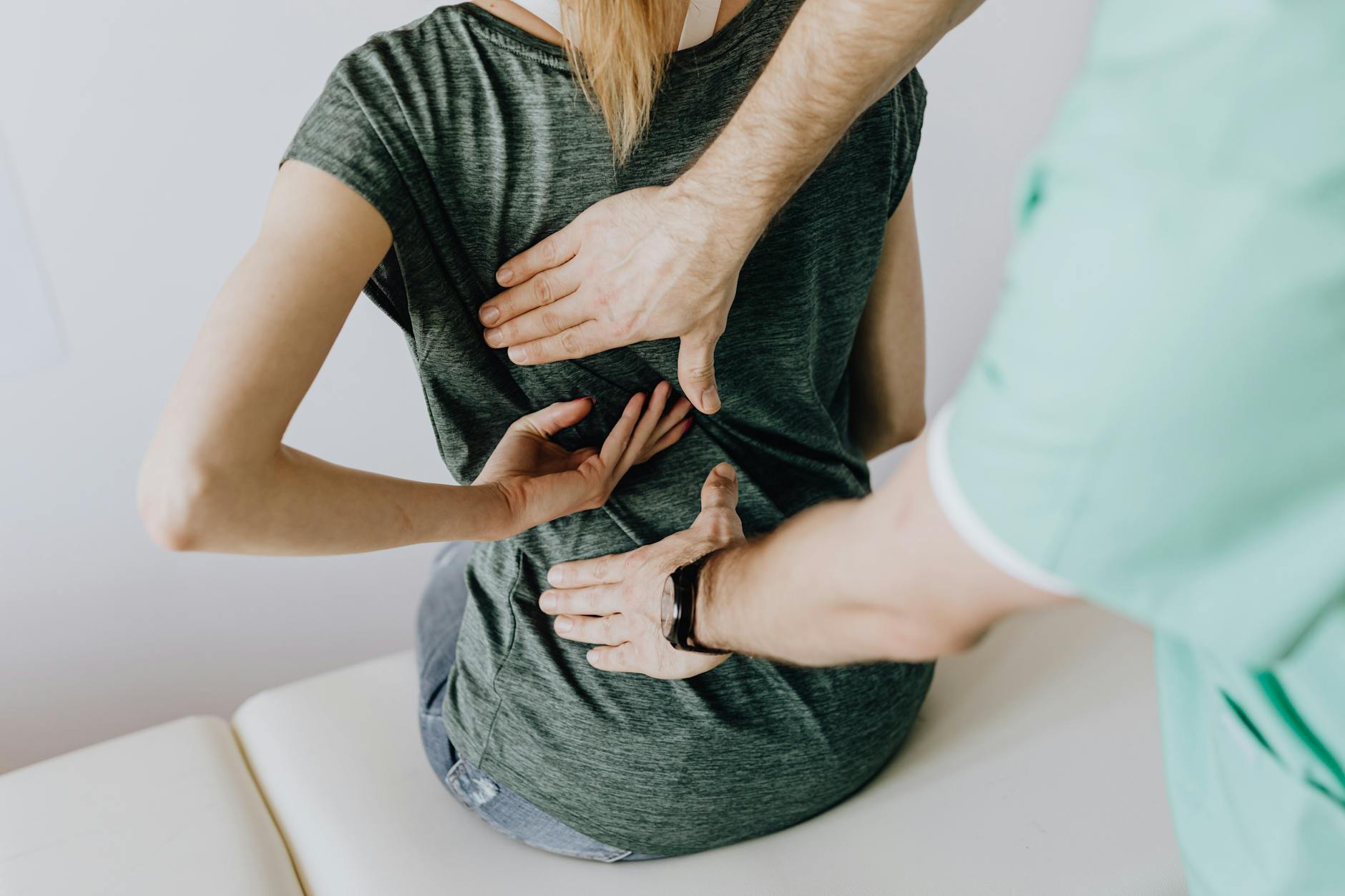 Remedii Naturale pentru Disconfortul Anorectal la Adulți Sedentari
